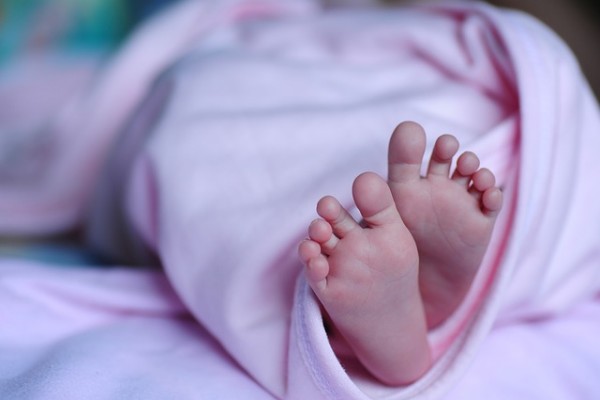 Simpan Rp20.000 di Dompet, Mahasiswi Lahirkan Bayi di Indekos