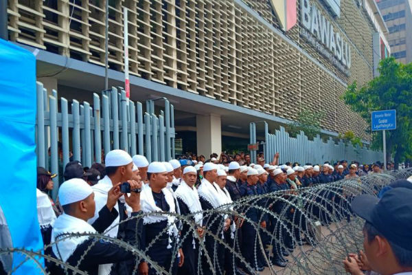  Bawaslu Nyatakan Laporan BPN Prabowo-Sandi Tidak Dapat Diterima