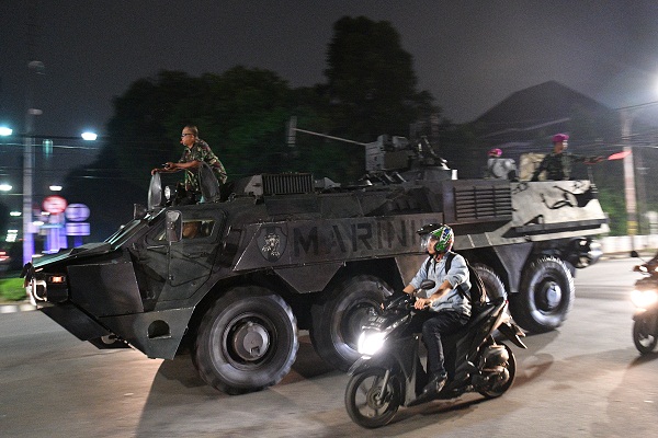 Rekapitulasi Suara Rampung, Polisi Singkirkan Kawat Berduri