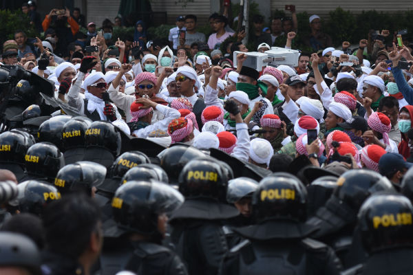 Ada Nyanyian 'Turun Jokowi' di Massa Aksi 22 Mei