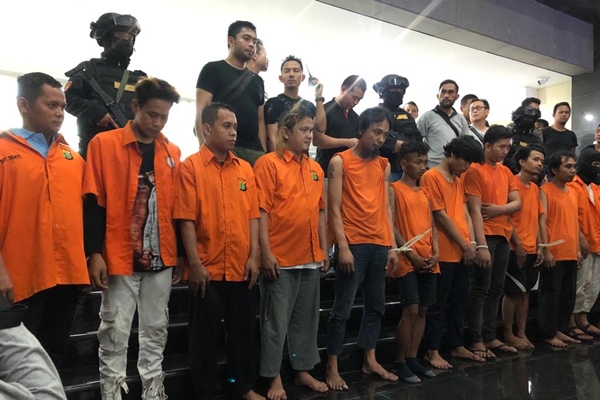 Polisi Sebut Tersangka Aksi 22 Mei Terima Uang Dolar & Rupiah
