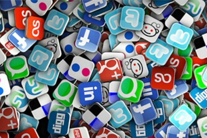 Pemerintah Cabut Pembatasan Akses Media Sosial 