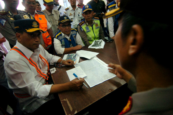 150.000 Kendaraan Diprediksi Lewat Tol Trans Jawa, Menhub Minta Pemudik Jangan Takut Macet