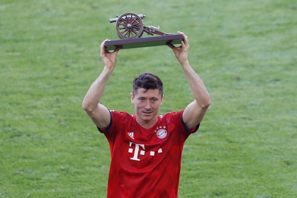 Rekor Kovac & Lewandowski dalam Keberhasilan Bayern Kawinkan Gelar Domestik