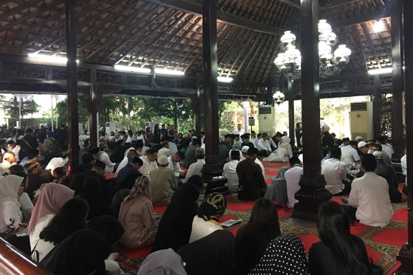 Masyarakat Bisa Berikan Penghormatan Terakhir Kepada Ani Yudhoyono di Puri Cikeas