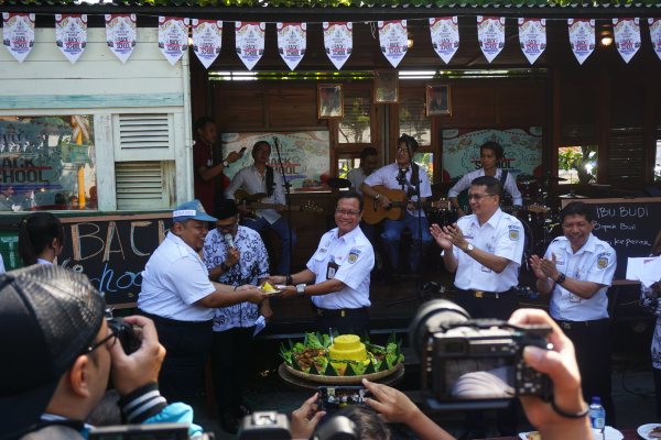 Bantu Sesama, Ini Cara Unik yang Dipilih Loko Coffe