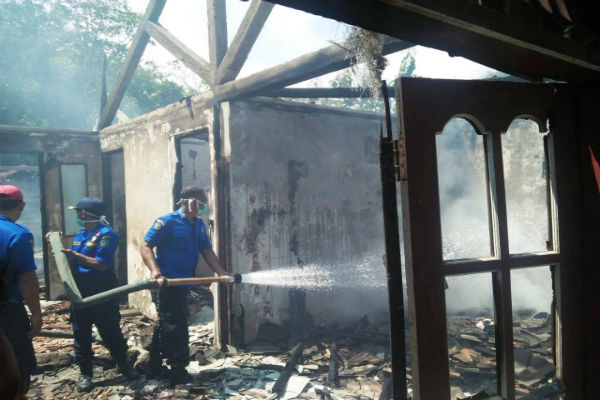 Seorang Pamen Terluka dalam Kebakaran Rumah di Kompleks Kodam