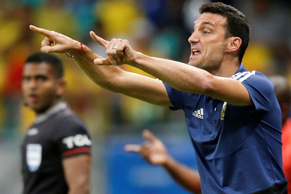 Pelatih Argentina Anggap Buruknya Lapangan sebagai Penyebab Kekalahan