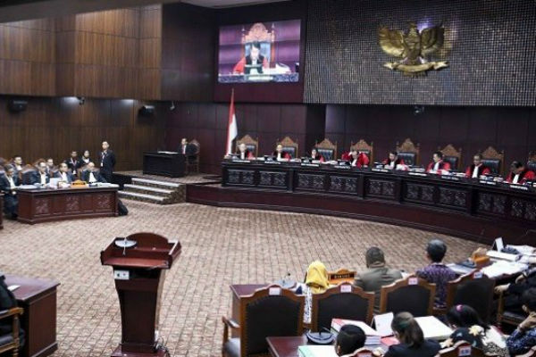 Sidang MK: Hakim Minta Bukti untuk Konfrontasi Keterangan Saksi Kubu Prabowo-Sandi
