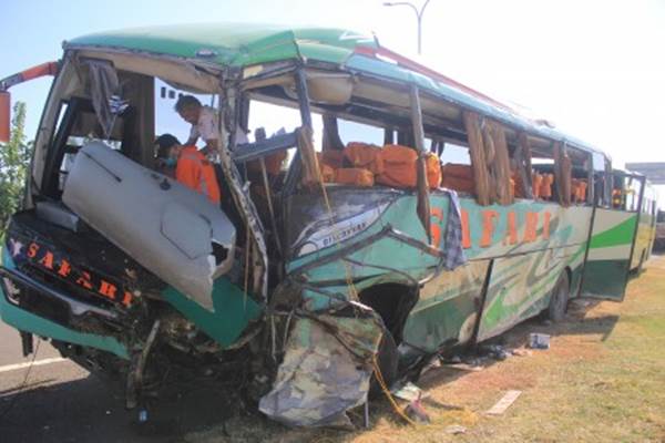 Penumpang yang Rebut Setir Bus Jadi Tersangka Kecelakaan Maut 12 Orang di Tol Cipali