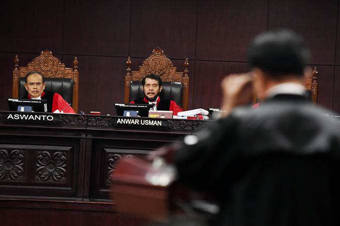Saksi Tuding Ada NIK Siluman, KPU Sebut Berada di Basis Prabowo-Sandi