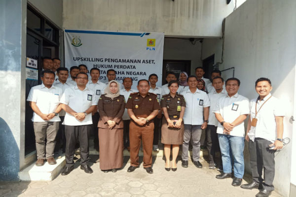 Gandeng Kejari Kendal, PLN UP3 Semarang Edukasi Pegawai tentang Aturan Hukum.