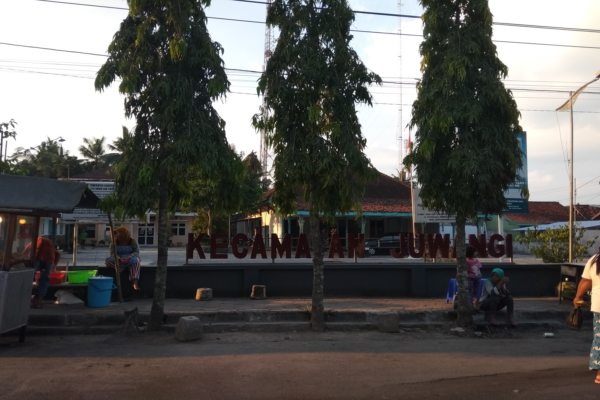 Begini Penampakan Jalan Menuju Juwangi yang Kata Saksi Prabowo-Sandi Tak Beraspal