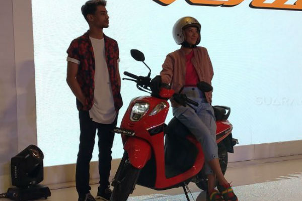 Membandingkan Harga Honda BeAT, Genio dan Scoopy, Beda Tipis!