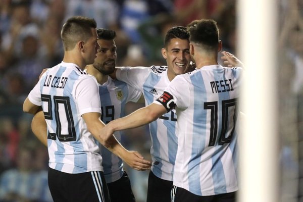Argentina Bisa Bertemu Brasil di Semifinal