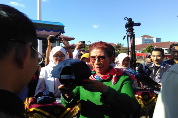 Menteri Susi Pudjiastuti Ingatkan Mahasiswa UGM yang KKN Jangan Cuma Jalan-Jalan dan Selfie