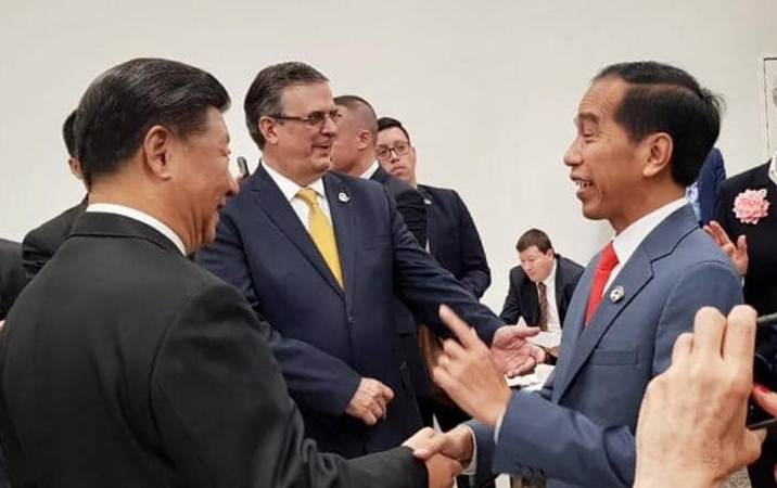 Jokowi Jawab Wawancara Berbahasa Inggris, Aksen Medok-nya Dipuji dan Dicela 