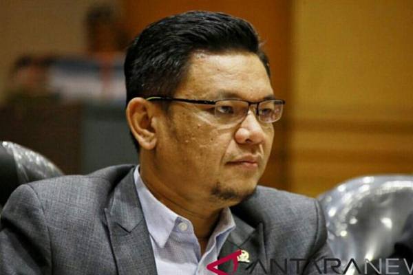 DPP Golkar Bantah Pemecatan Ketua DPD Golkar Kota Cirebon Terkait Persaingan Airlangga-Bamsoet
