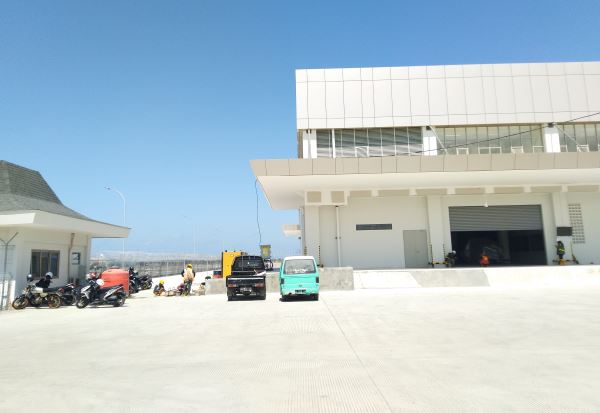 Terminal Kargo di Bandara Baru Masih Sepi