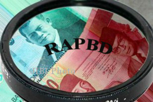 Nota Pengantar APBD-P 2019 Diserahkan, Pendapatan Pemkab Naik Rp69,5 Miliar