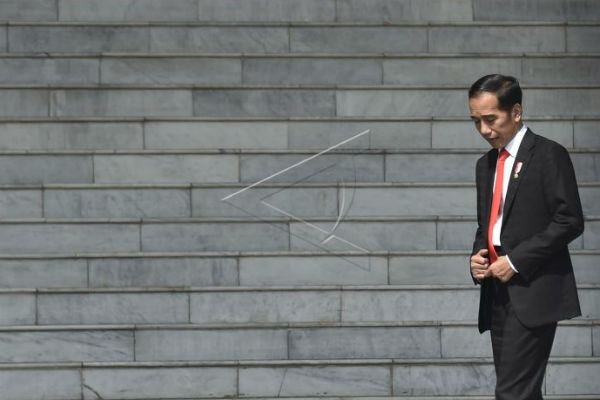 Jokowi Butuh Menteri Pemberani