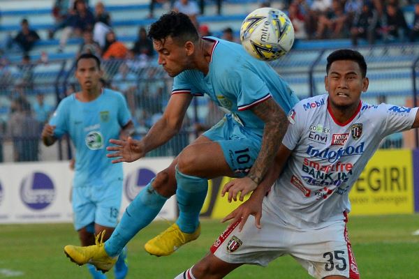 Brace Alex Goncalves Antar Persela Bungkam Bali United
