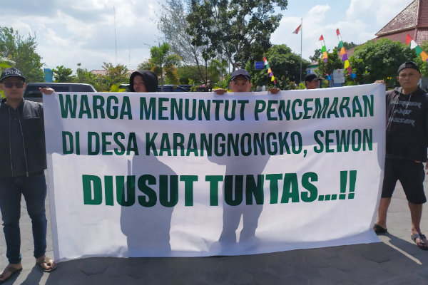 Warga Dituding Ikut Andil dalam Pencemaran Irigasi Karangnongko Bantul