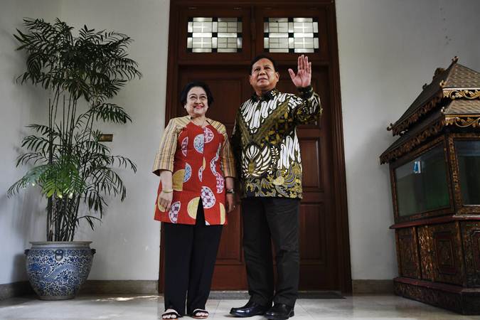 Prabowo - Megawati Bertemu, Ruhut Sitompul: Menang Tanpa Orang Lain Merasa Dikalahkan