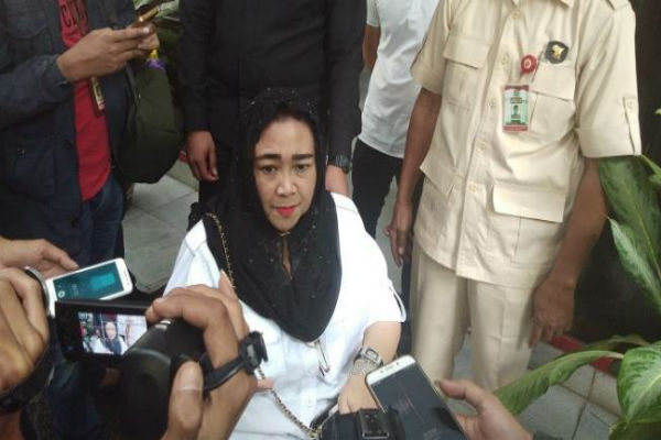 Tak Mau Kalah dengan Megawati, Rachmawati Soekarnoputri Suguhi Prabowo Nasi Liwet