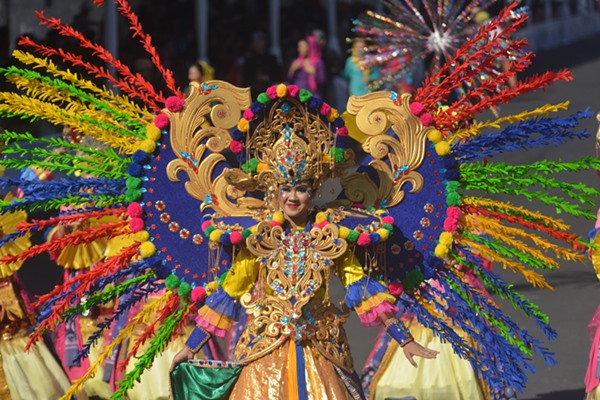 Keren, Ini Foto-foto Indahnya Wonderful Artchipelago Carnival Indonesia di Jember
