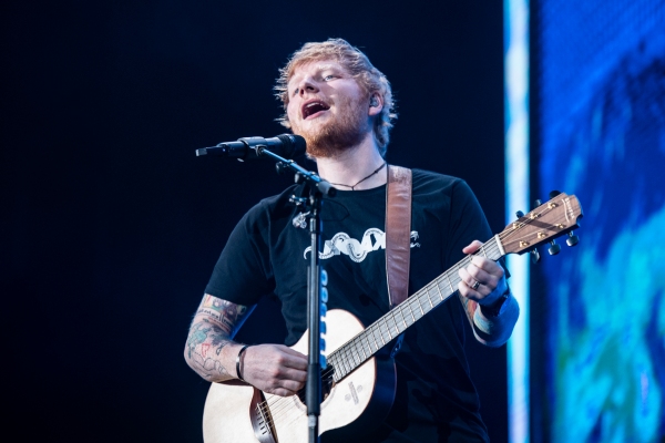 Ed Sheeran Pecahkan Rekor Konser Musik Paling Laris Sepanjang Masa