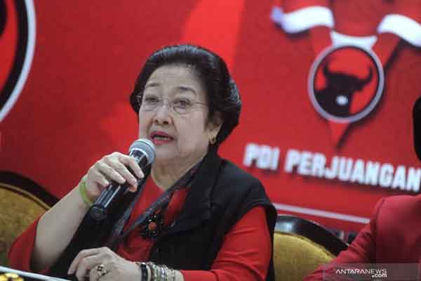Hasto Tetap Sekjen, Ini Daftar Pengurus PDIP yang Diumukan Megawati