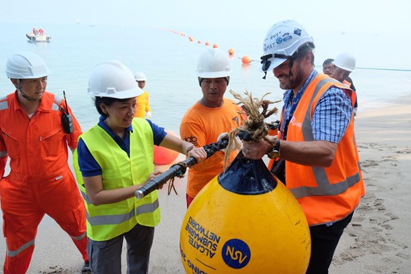 Bisnis Kabel Bawah Laut Menjanjikan