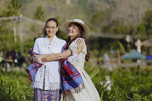 Nyai Ontosoroh, Karakter Paling Kuat dalam Film Bumi ...