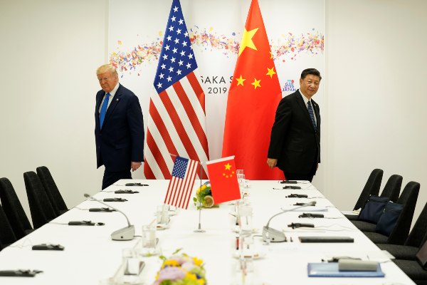 Perang Dagang Berlanjut Pasca AS-China Jatuhkan Tarif Impor 5%