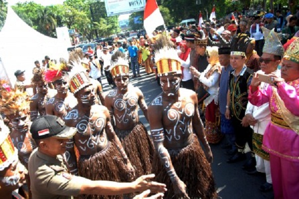 Bupati Puncak Imbau Mahasiswa Papua Tetap Melanjutkan Perkuliahan