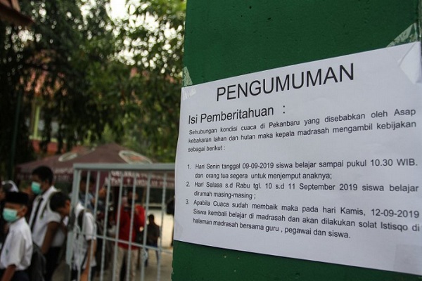 Kabut Asap di Riau Belum Reda, Kegiatan Sekolah dan Kuliah Masih Diliburkan