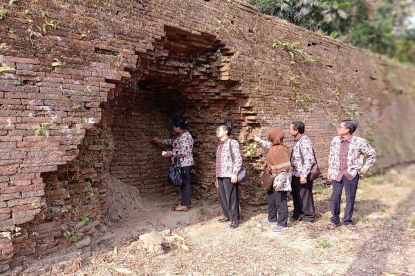 Lihat Kondisi Bekas Keraton Kartasura, Paguyuban Sejarawan Ngayogyakarta Mengaku Prihatin 