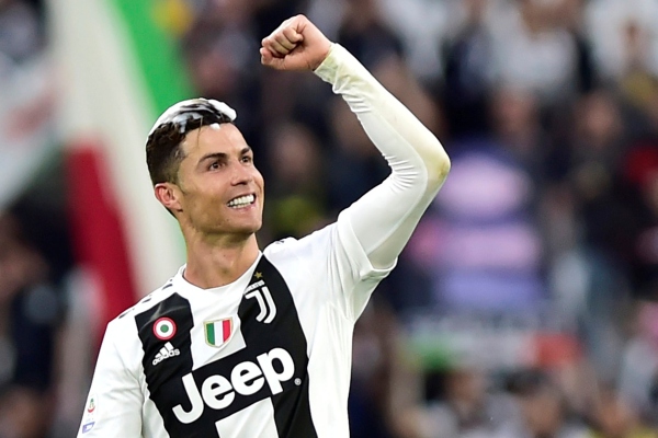 Ronaldo Ingin Ballon d'Or Lebih Banyak daripada Messi