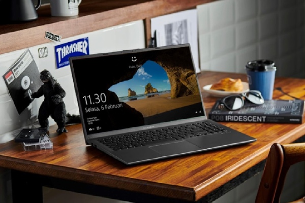 Vivobook Ultra A412 Laptop Ringkas & Serba Bisa