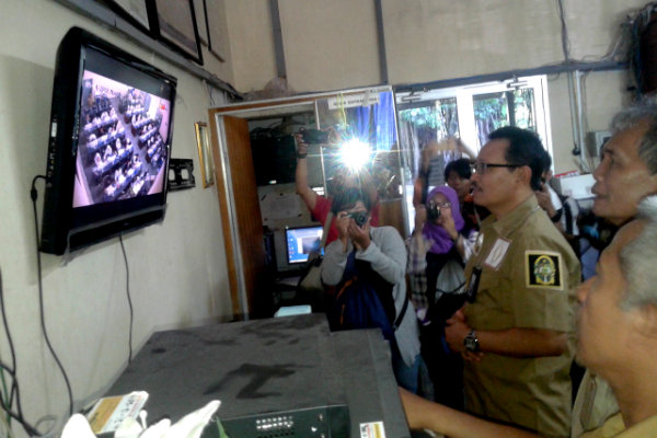 Keren, Surabaya Berlakukan Alat Pendeteksi Wajah Lewat CCTV untuk Berantas Calo