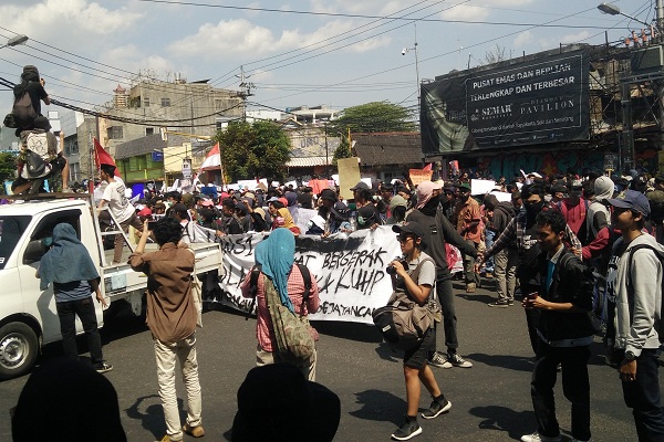 Aksi #GejayanMemanggil Jilid II: Massa Aksi Bergerak dari UIN Sunan Kalijaga