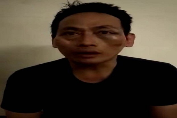 Viral Video: Dengan Wajah Lebam, Pegiat Medsos Ninoy Karundeng Diinterogasi 