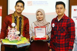 Tiga Pahlawan Senyum FKG UGM Peduli Kesehatan Gigi Anak lewat Dokegi