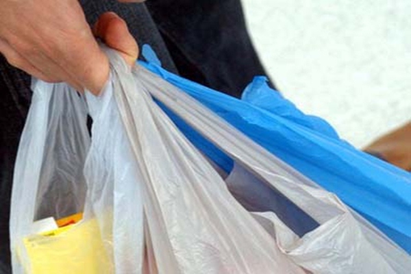 Keberhasilan Cukai Kantong Plastik dalam Mengatasi Masalah Sampah Diragukan