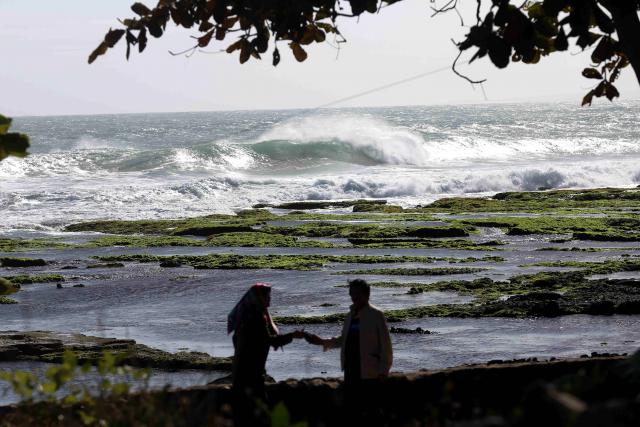BMKG Perkirakan Gelombang Tinggi Terjadi di Sejumlah Perairan Indonesia