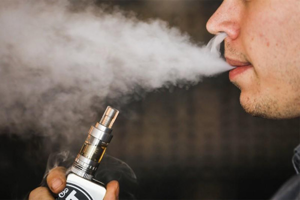 Dokter Paru: Rokok Vape Lebih Berbahaya dari Rokok Tembakau