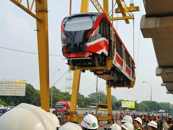 Tarif LRT Jabodebek Disubsidi, Penumpang Cukup Bayar Setengah Harga