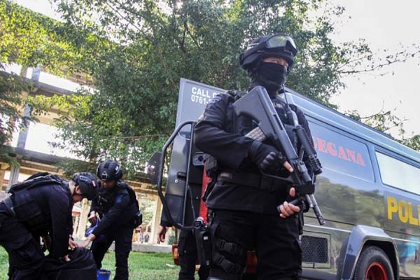 Polisi Geledah Kamar Terduga Teroris di Bandar Lampung