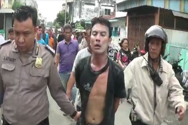 Anggota TNI Tiba-Tiba Dipukul Pakai Linggis saat Akan Berbelanja di Pasar